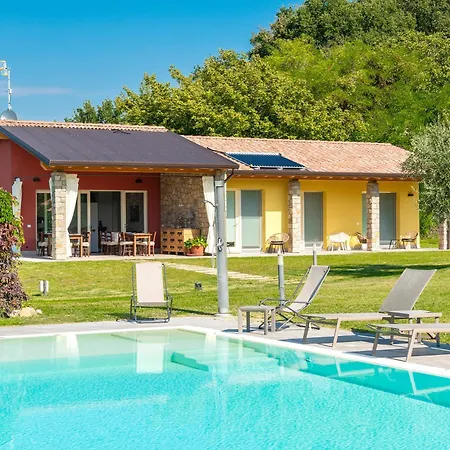 Alloggio per agriturismo Rovertondo Costermano