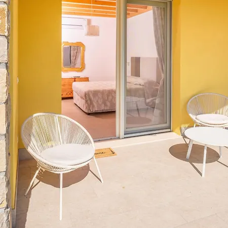 Rovertondo Alloggio per agriturismo Costermano