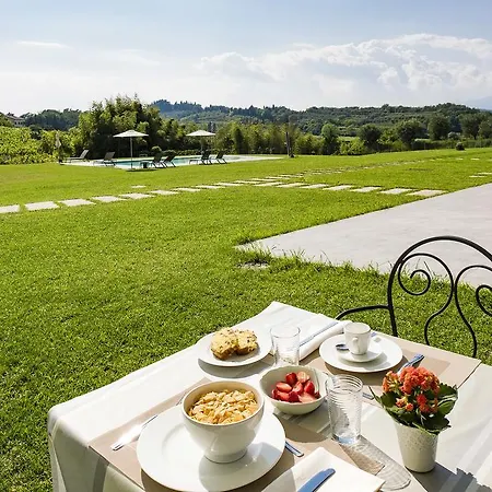 Alloggio per agriturismo Rovertondo Costermano